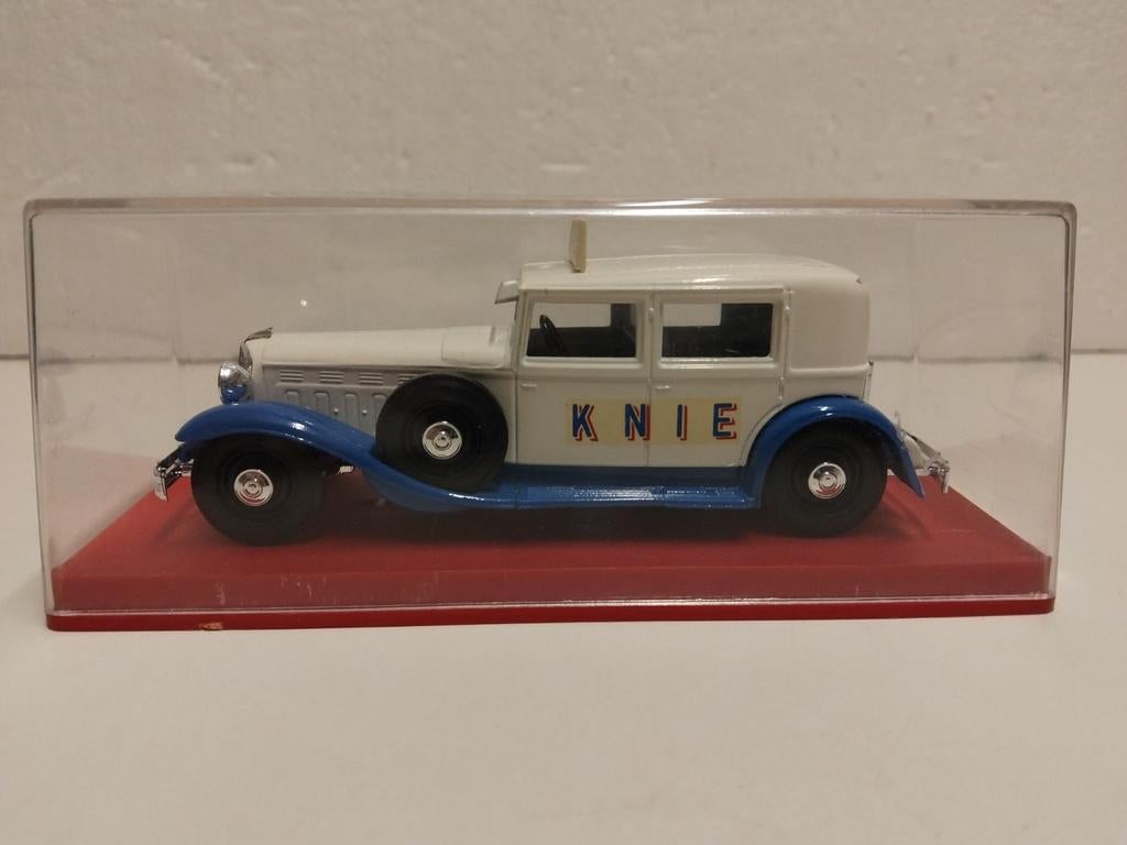 Verem 1:43 Renault Reinastella 1934 Circus Knie boxed, Ophalen of Verzenden, Zo goed als nieuw, Auto, Solido
