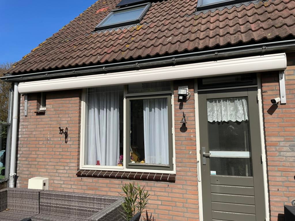 Elektrische knikarm zonnescherm, Tuin en Terras, 150 tot 300 cm, Ophalen of Verzenden, Zo goed als nieuw, Knikarmscherm