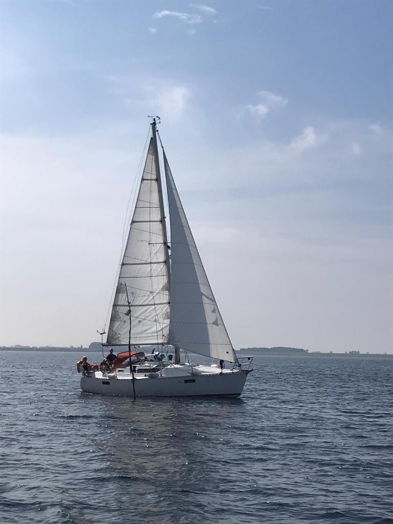 Beneteau Oceanis 320, Watersport en Boten, Ophalen, Gebruikt, Diesel, 9 tot 12 meter