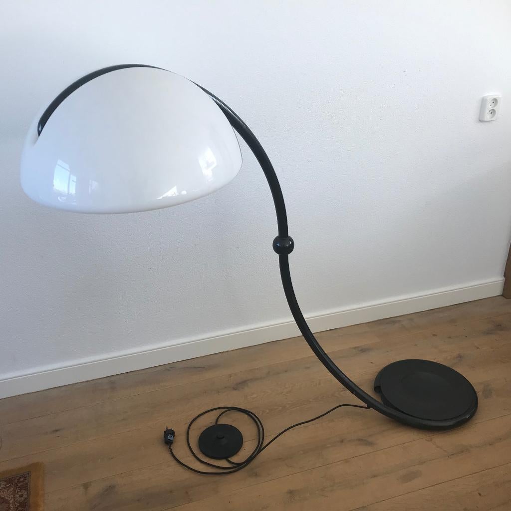 Elio Martinelli Luce Serpente 2131 design vloerlamp lamp, Ophalen of Verzenden, Zo goed als nieuw, Nvt, 150 tot 200 cm