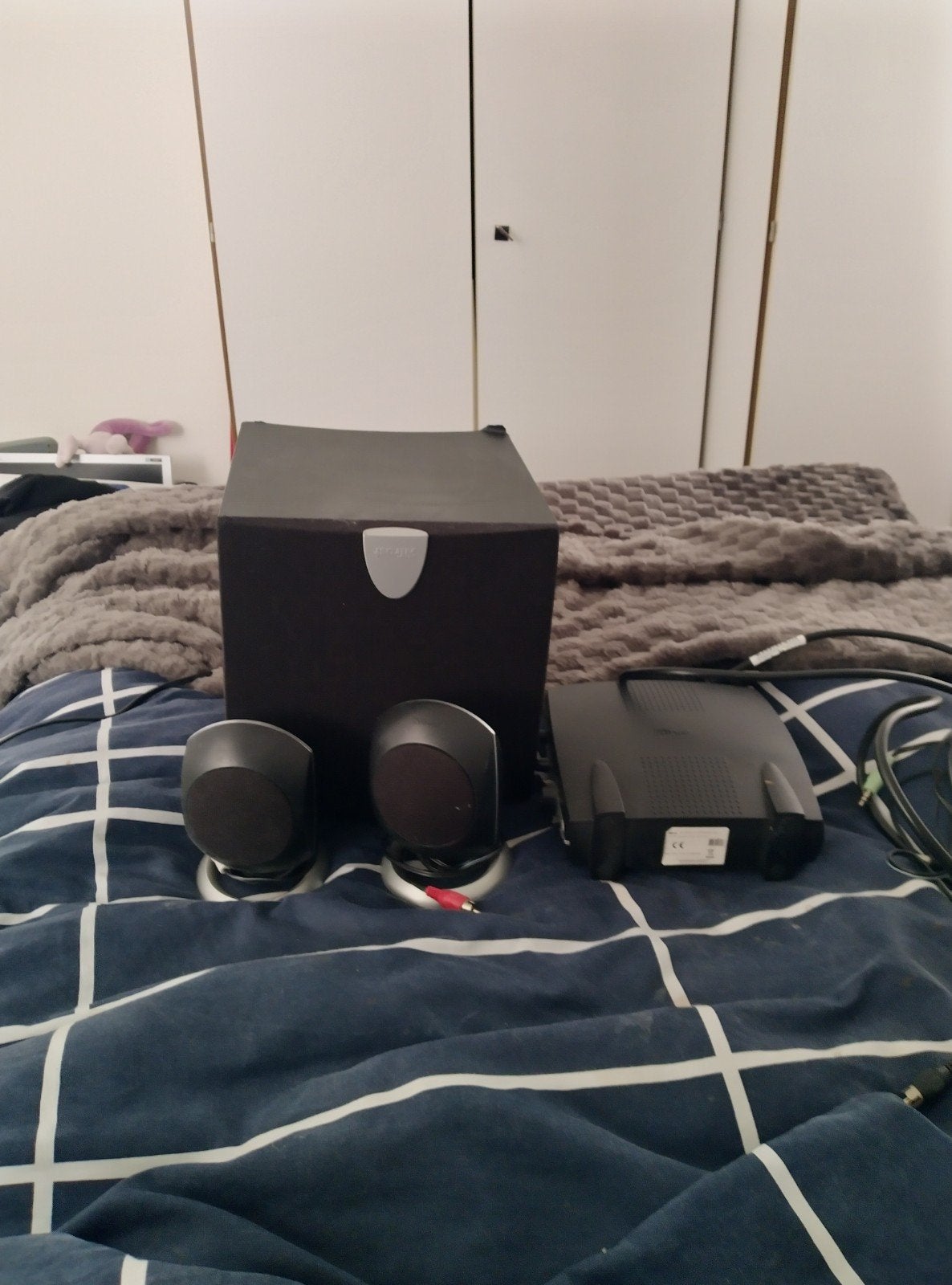 te koop basbox met boxjes voor pc, Computers en Software, Pc speakers, Ophalen, Gebruikt, Trust