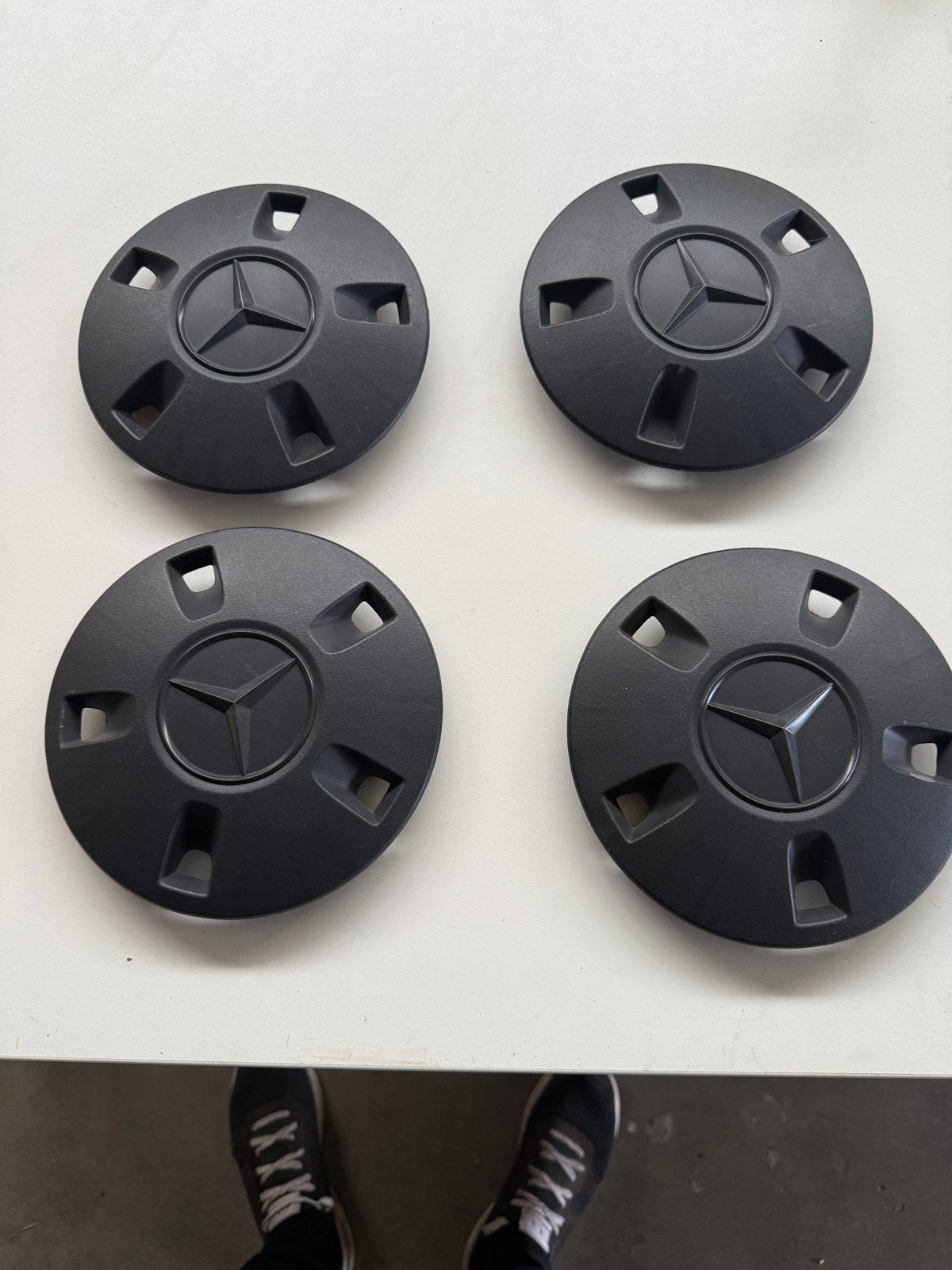 Mercedes-Benz Naafdoppen Set (4 stuks) - Zwart, Auto diversen, Ophalen, Gebruikt