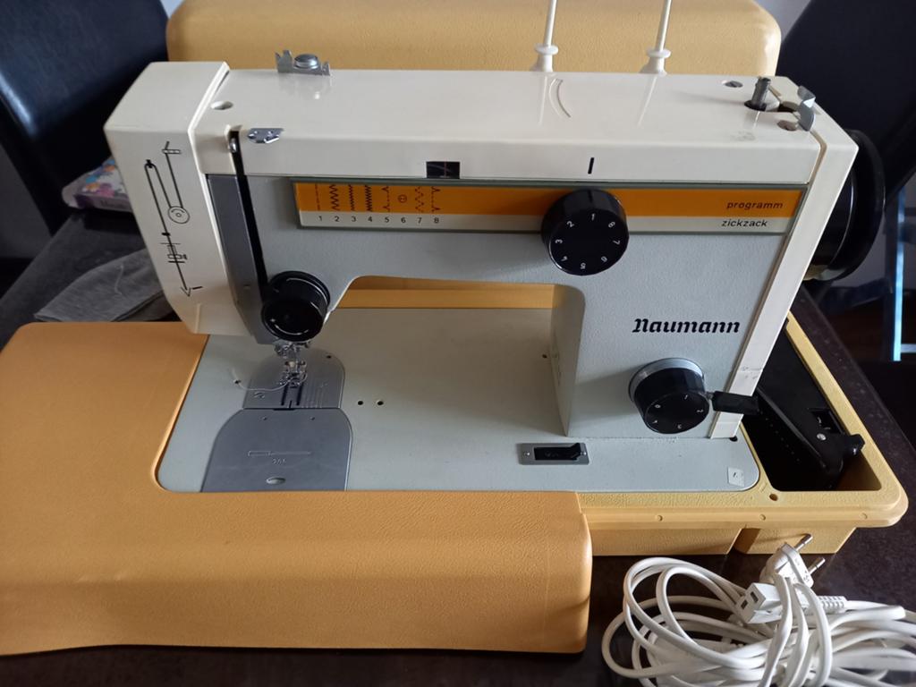 Naumann naaimachine, Hobby en Vrije tijd, Naaimachines en Toebehoren, Gebruikt, Ophalen