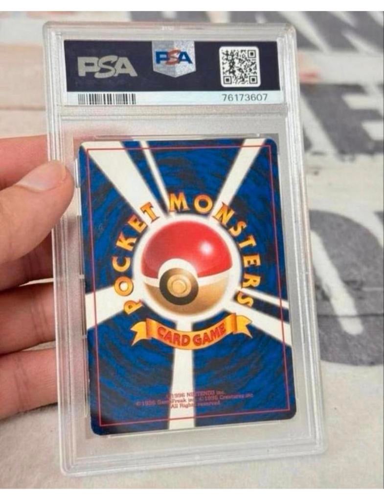 1998 Pokemon P.M. Japanese Gym Erika’s Bulbasaur PSA-8, Ophalen of Verzenden, Zo goed als nieuw, Losse kaart, Foil