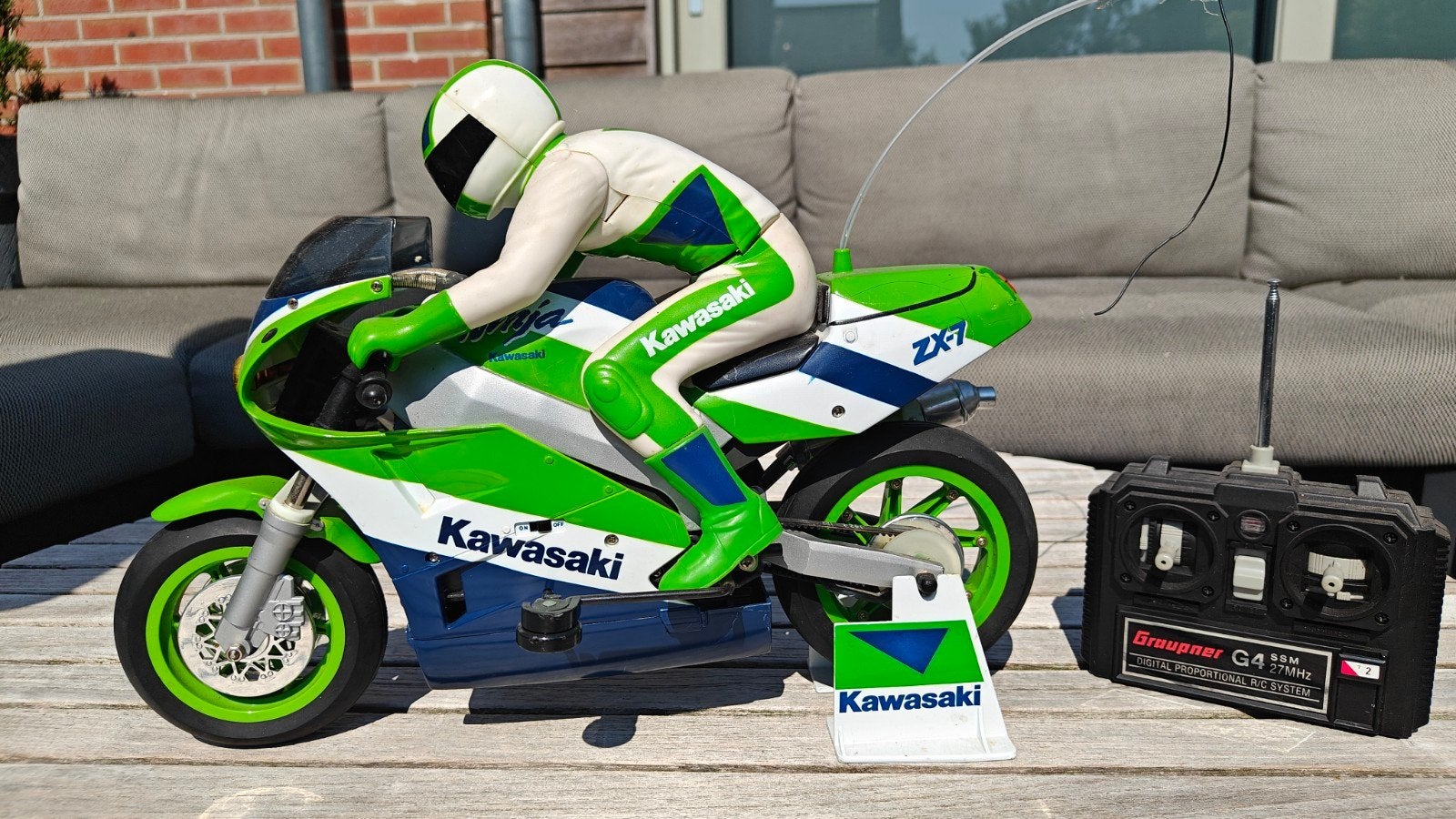 Kawasaki ZXR 750 Vintage RC moto Graupner schaal 1:5, Ophalen of Verzenden, Overige schalen, Elektro, Auto onroad