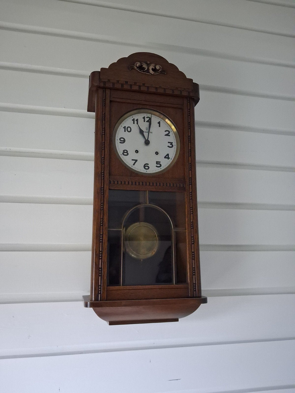Antieke wandklok met slinger - Prachtig uurwerk, Ophalen
