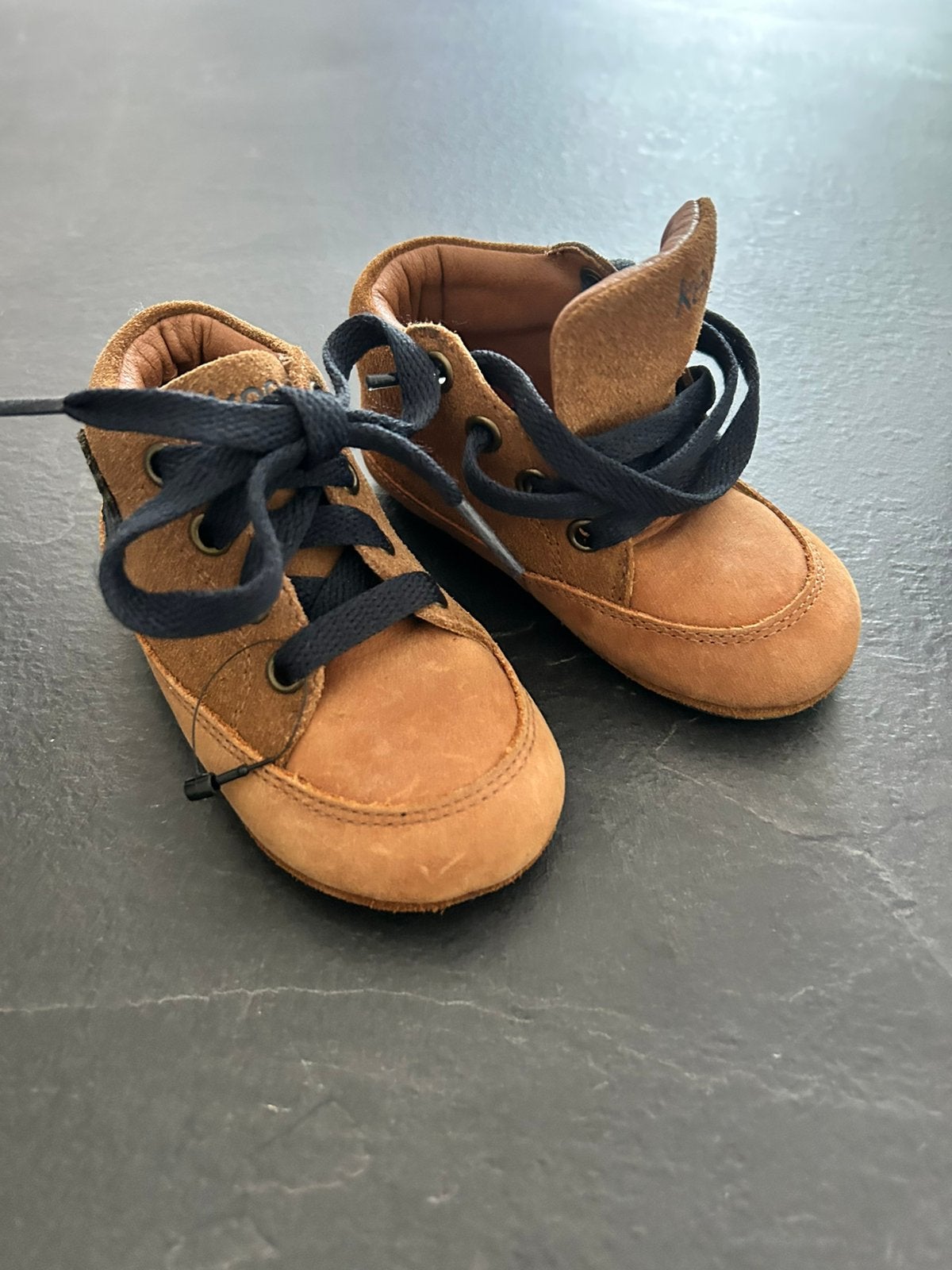 Bruine suede Keq schoenen 22, Schoentjes, Nieuw, Ophalen of Verzenden, Jongetje