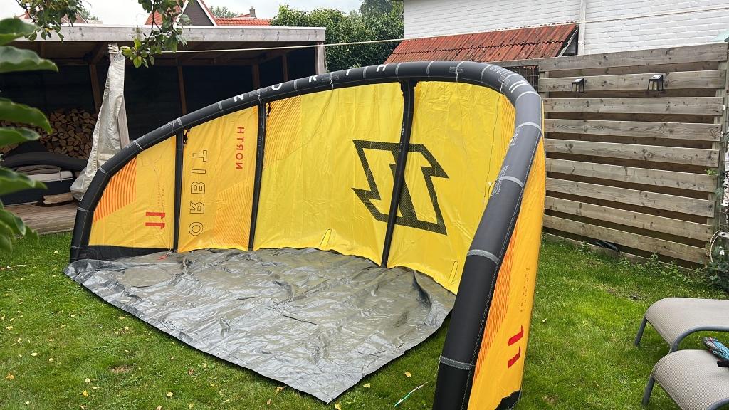North Orbit 11m (2023) - Goede staat - Kite - Kitesurf set, Gebruikt, Kitesurf-set, Geen board, 11 m²