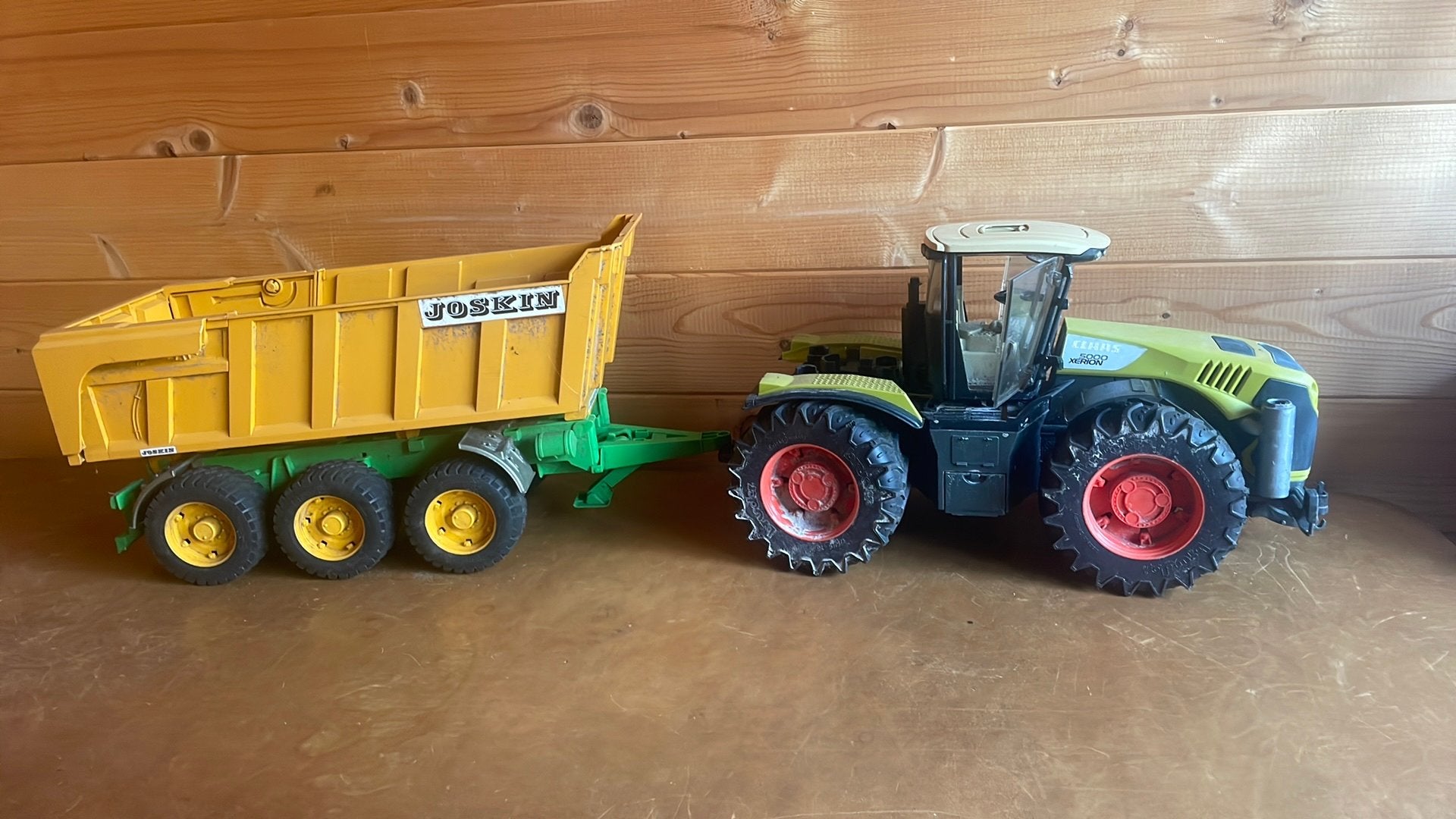 Een hele combo 1 joskin aanhanger en 1 claas trekker, Ophalen, Zo goed als nieuw, Tractor of Landbouw
