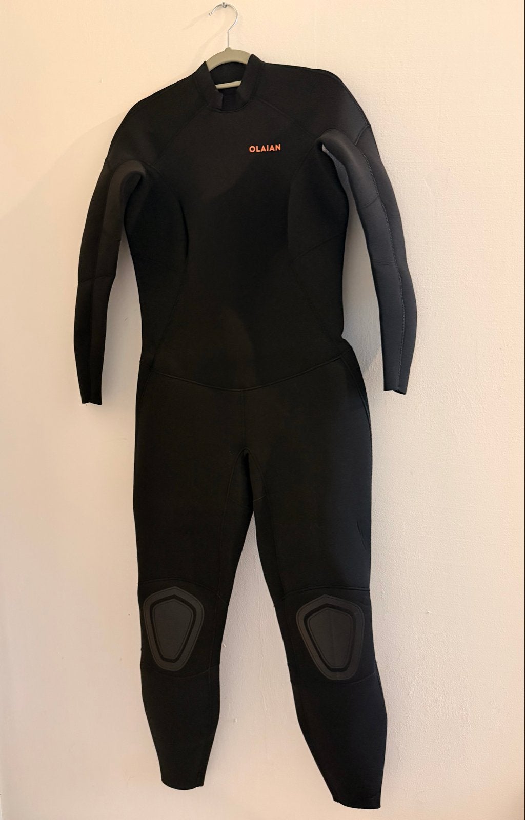 Nieuw OLAIAN wetsuit 4/3 mm - maat L - te groot gekocht, Ophalen of Verzenden, Nieuw, Dame, Wetsuit