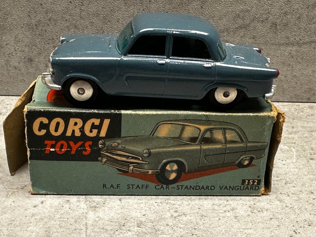 Corgi Toys - R.A.F. Staff Car - 11582, Ophalen of Verzenden, Auto