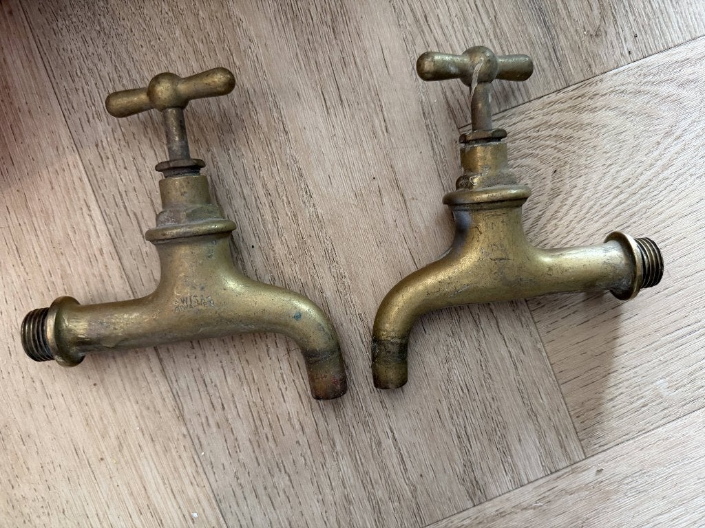 2 Vintage Messing Buitenkranen WISA KIWA-NEN – Set, Tuin en Terras, Buitenkranen, Ophalen, Gebruikt
