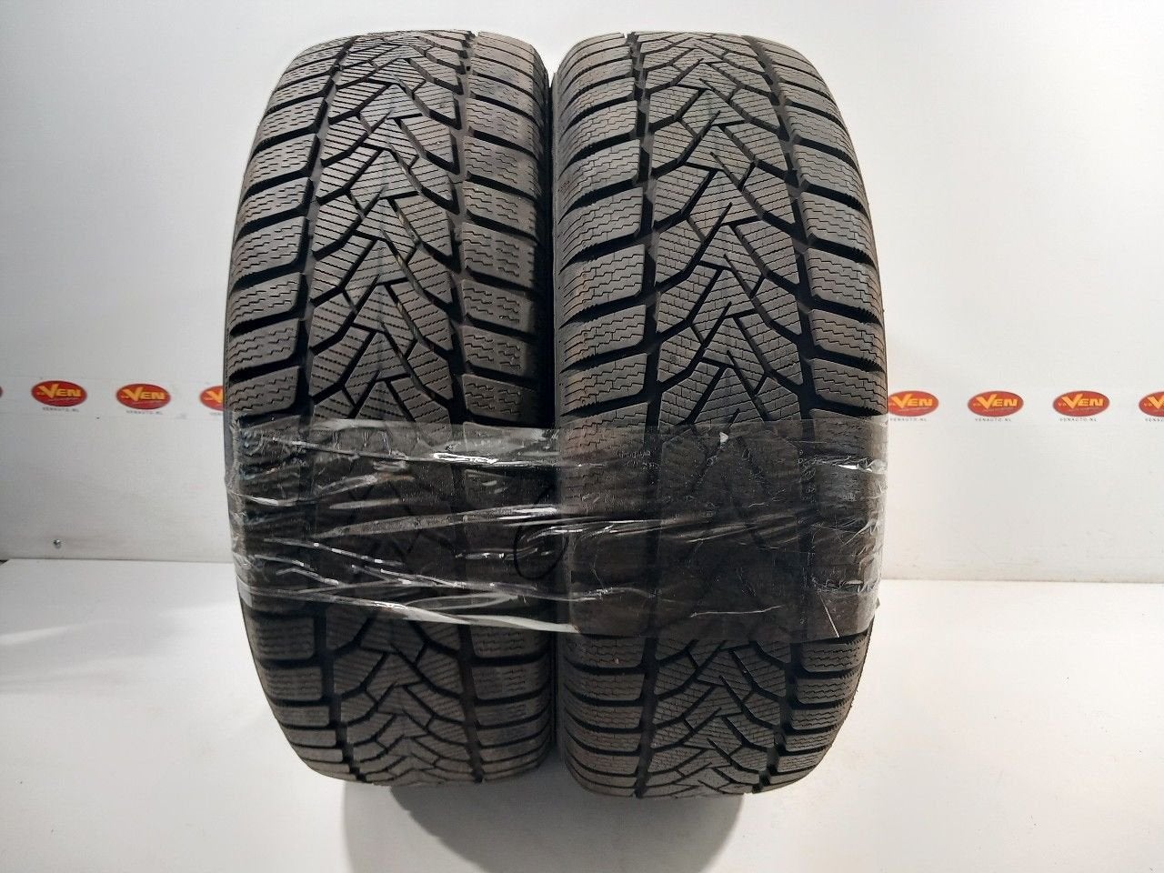 Bandenset 2 stuks Winter 205 55 R16, Auto-onderdelen, Banden en Velgen, Onderdelen@venauto.nl, Van der Ven Autorecycling B.V.