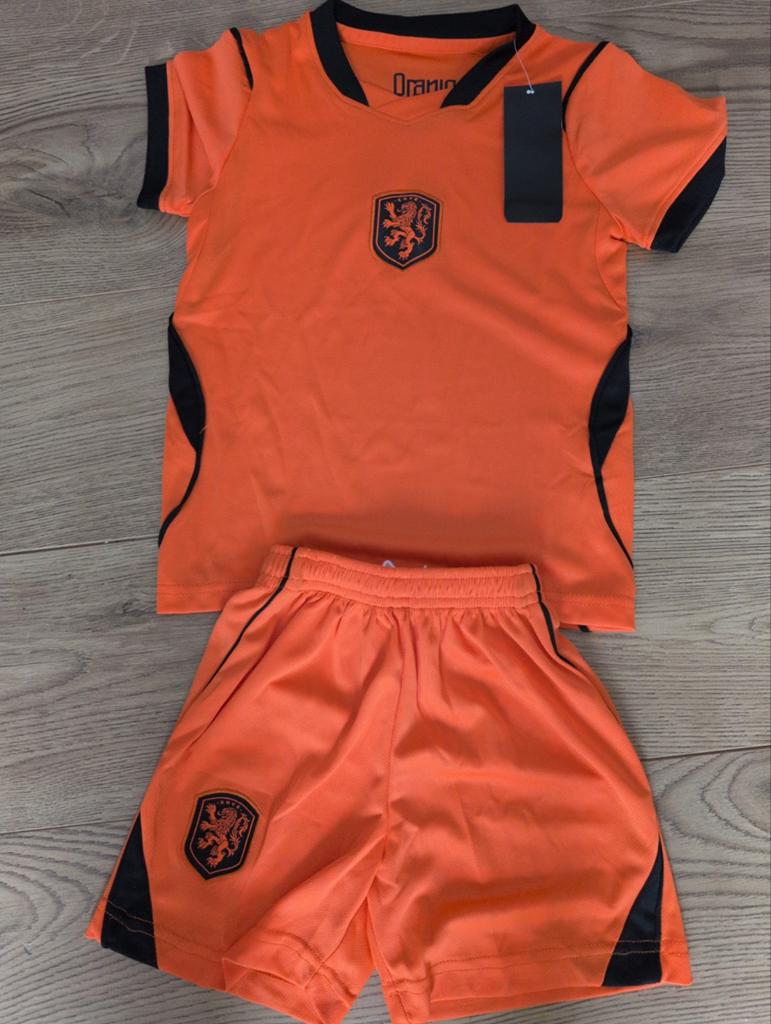 Oranje voetbaltenue voor kinderen - Nieuw, Ophalen of Verzenden, Nieuw, Oranjin, Jongen of Meisje
