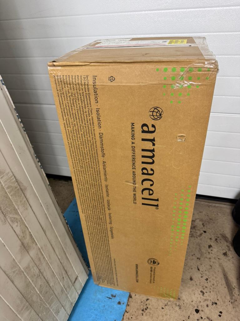 Armaflex isolatie 13mm - 8m² nieuw in doos, Doe-het-zelf en Verbouw, Isolatie en Afdichting, Overige materialen, Nieuw, 5 tot 10 m²