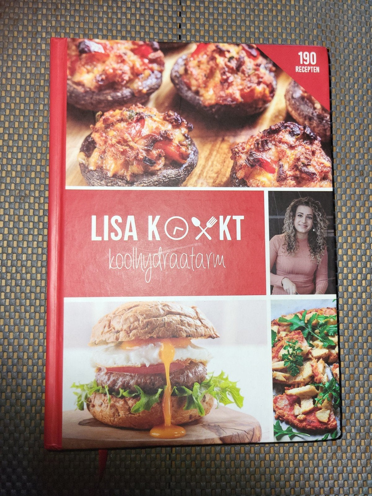 Lisa kookt koolhydraatarm,  lisa tennebroek, Ophalen of Verzenden, Zo goed als nieuw, Lisa Tennebroek