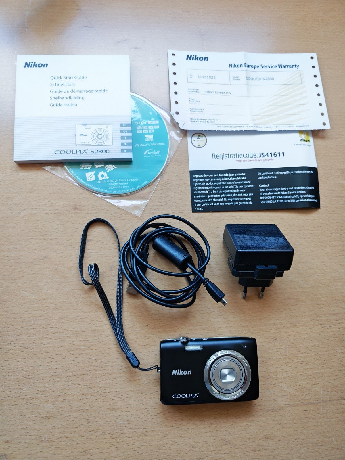Nikon Coolpix S2800 Compactcamera - Zo goed als nieuw, Ingebouwde flitser, Ophalen of Verzenden, Zo goed als nieuw, Compactcamera