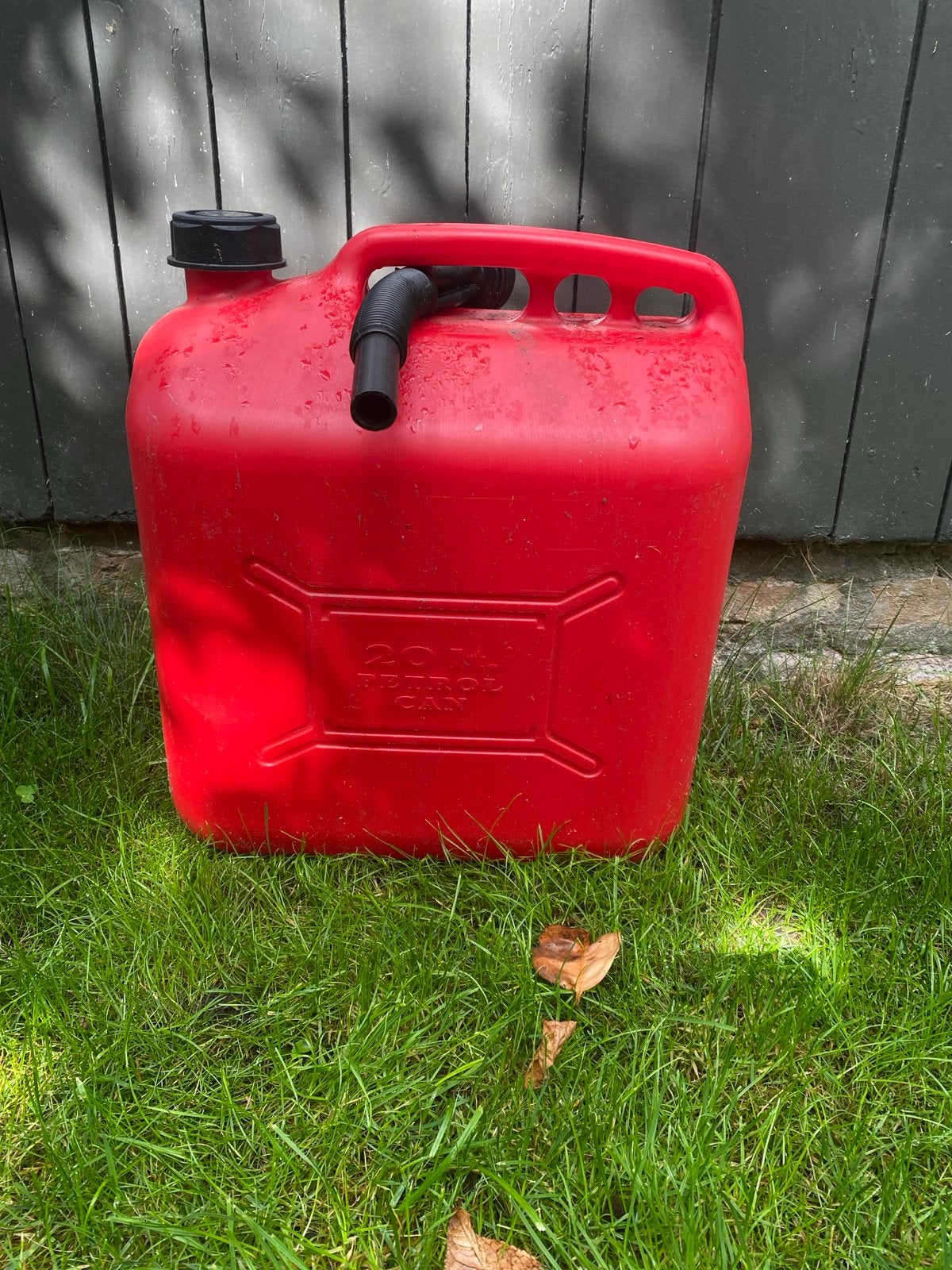 Jerrycan 20 liter - Rood met schenktuit, Ophalen