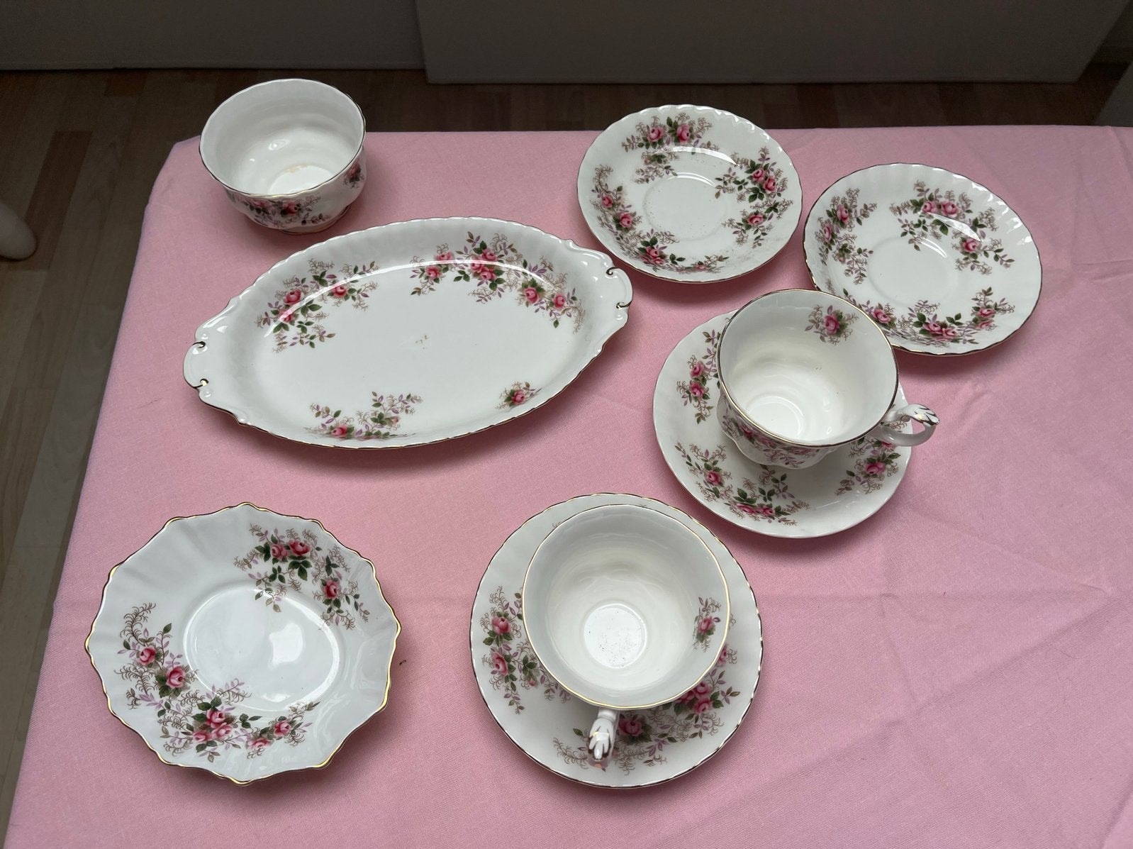 Royal Albert lavender  Rose, Ophalen, Porselein, Overige stijlen, Kop(pen) en/of Schotel(s)