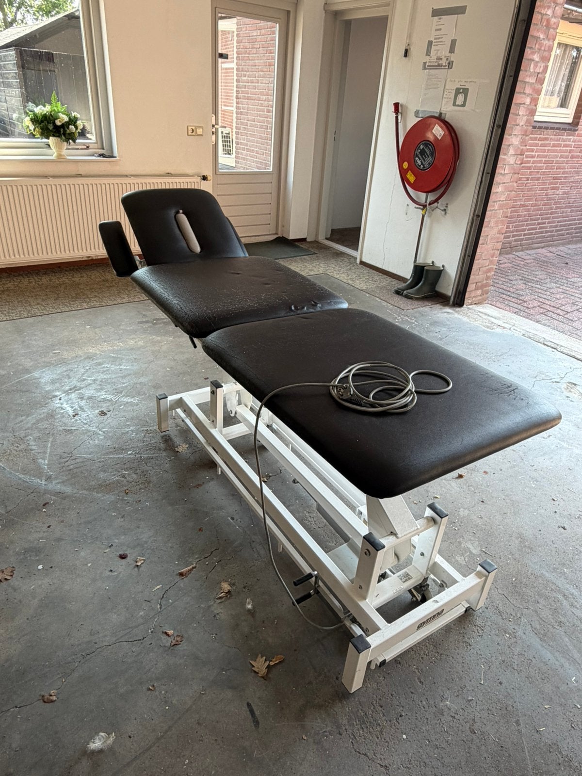Gymna massage tafel, Ophalen, Zo goed als nieuw, Massagetafel