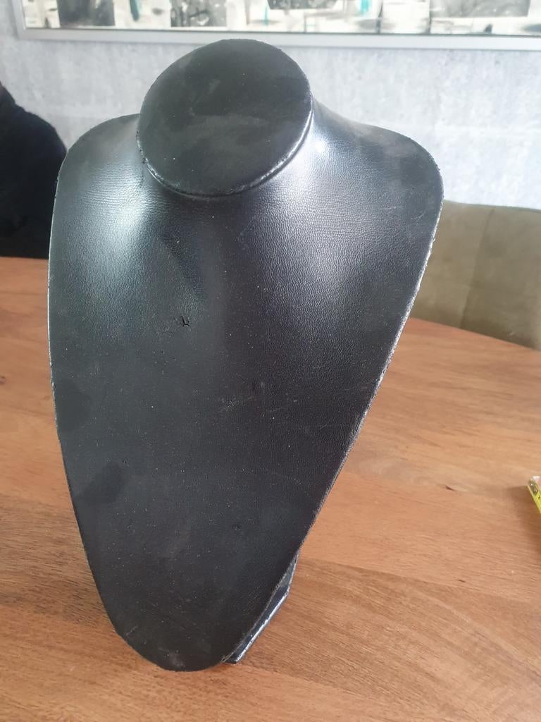 Zwart ketting display - 36x24 cm, Ophalen of Verzenden, Gebruikt