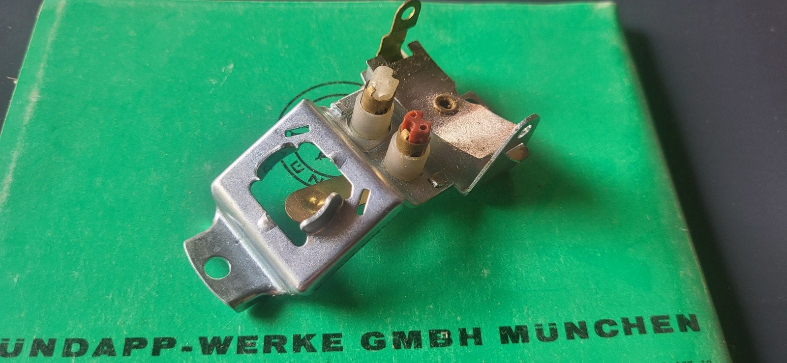 zundapp 510 433 511 nos achterlicht fitting zandloper, Fietsen en Brommers, Ophalen, Nieuw, Overige typen