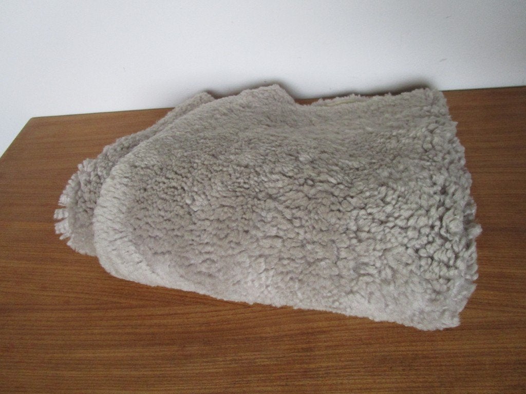 Nr.54: Mooie echte schapenvacht schaap vacht grijs, Ophalen of Verzenden, Zo goed als nieuw, Grijs, Brocante