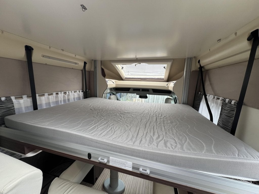 Benimar Cocoon 486 HEFBED RUIMTEWONDER AUTOMAAT TREKHAAK, Automaat, Ford, Tot en met 2, 6 tot 7 meter