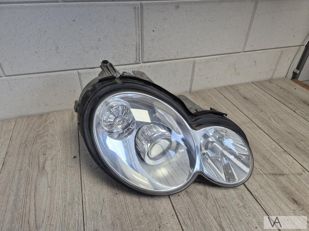 Koplamp xenon rechts Mercedes C klasse W203 sportcoupe €200, Gebruikt, -, Ophalen of Verzenden, -