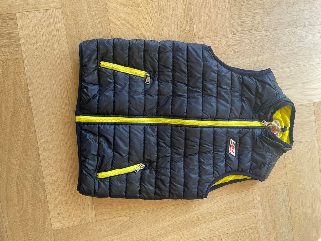 Vingino bodywarmer maat 12 (152) - Zwart met geel, Ophalen of Verzenden, Zo goed als nieuw, Jongen