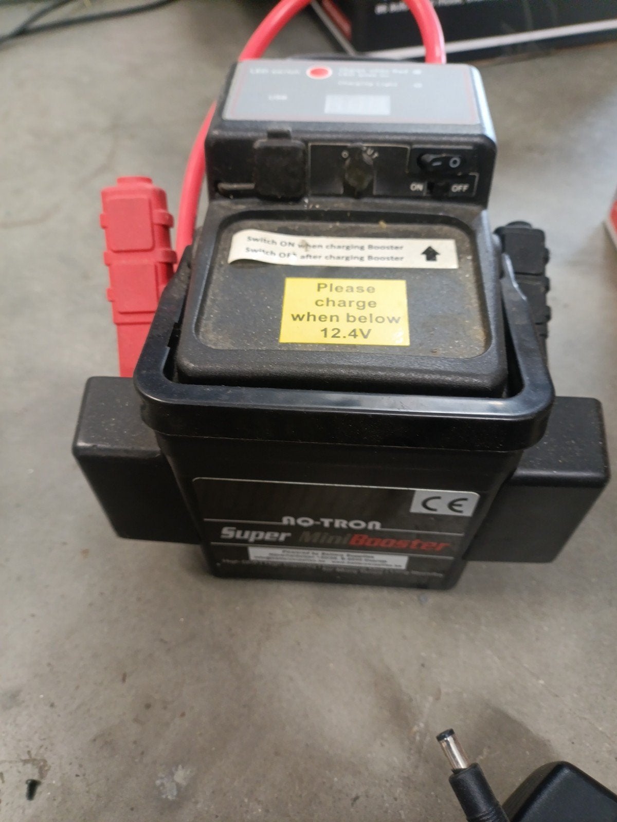 AQ-TRON super mini booster, Battery supplies, Info@batterysuppliee.be, Nijverheidslaan 50, Mini