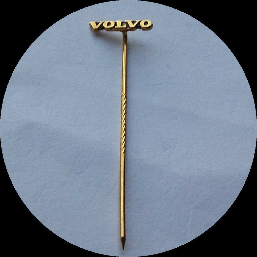 VOLVO speldje koper, Ophalen of Verzenden, Zo goed als nieuw, Transport, Speldje of Pin
