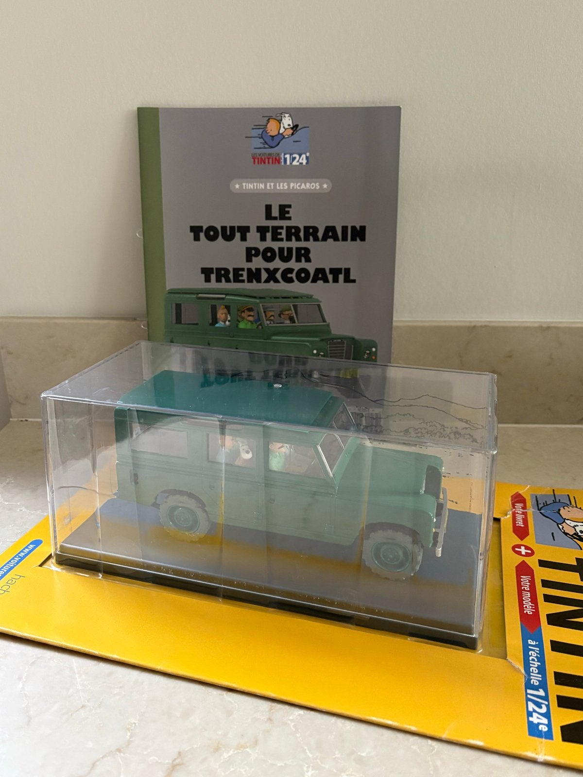 1:24 Kuifje Land Rover modelauto met boekje - Nieuw, Hobby en Vrije tijd, Ophalen of Verzenden, Nieuw, Auto