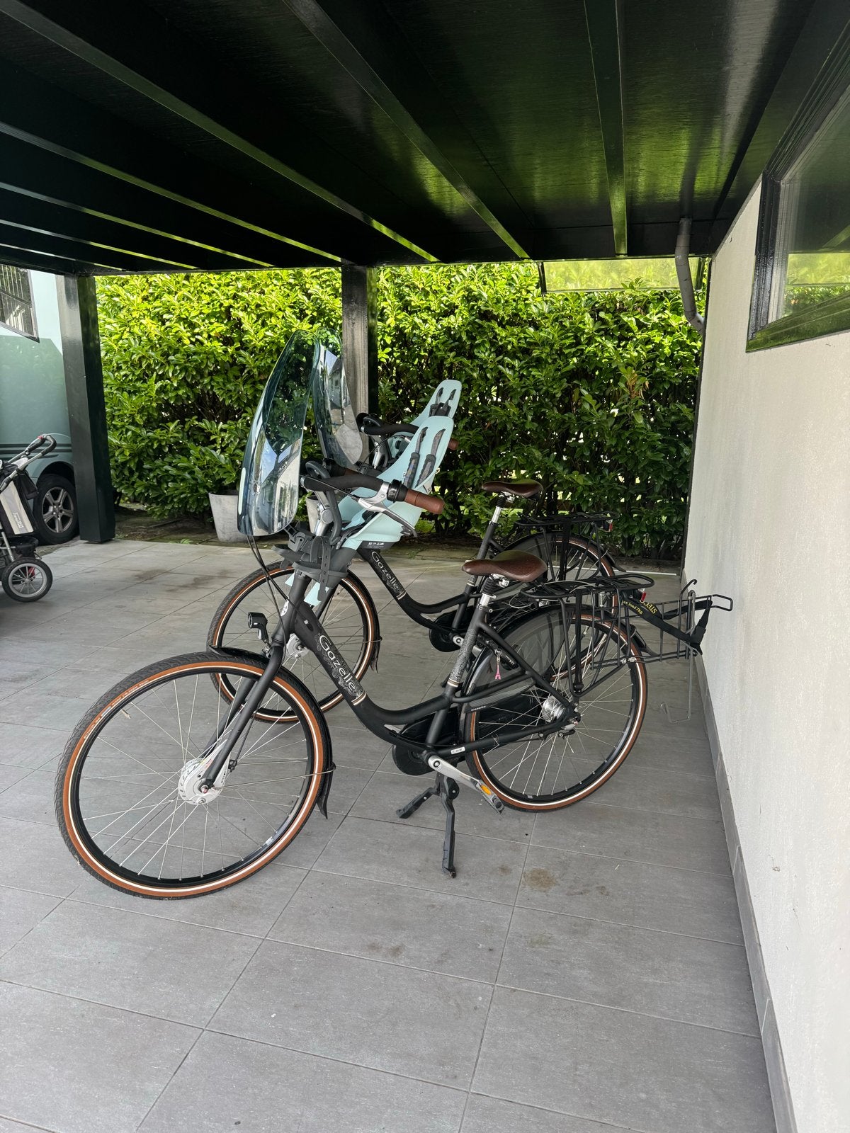 Gazelle Bloom mamafiets met kinderzitje en windscherm
