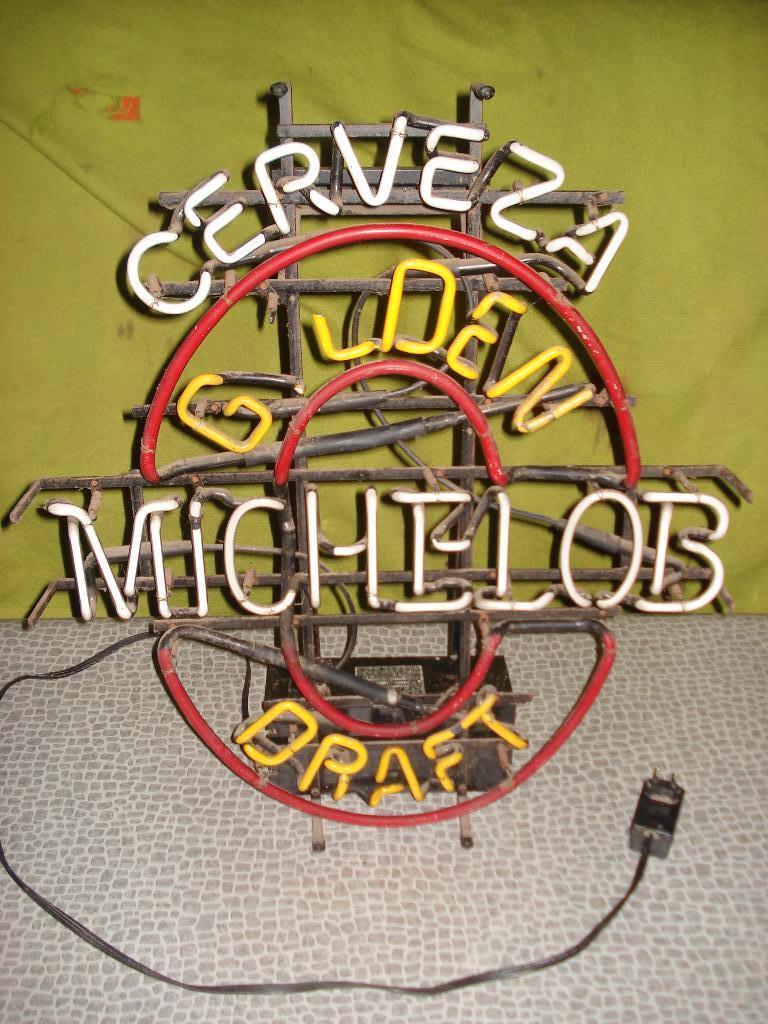 bier Neon Cervesa Golden Michelob Draft  72 x 62 CM, Verzamelen, Ophalen, Gebruikt, Reclamebord, Plaat of Schild, Overige merken