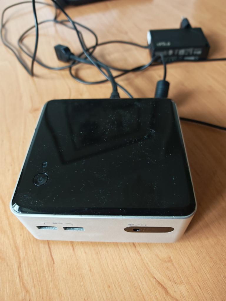 Intel NUC mini pc I5 processor 256 SSD Windows 11, Computers en Software, Desktop Pc's, 2 tot 3 Ghz, 8 GB, Intel, Ophalen of Verzenden