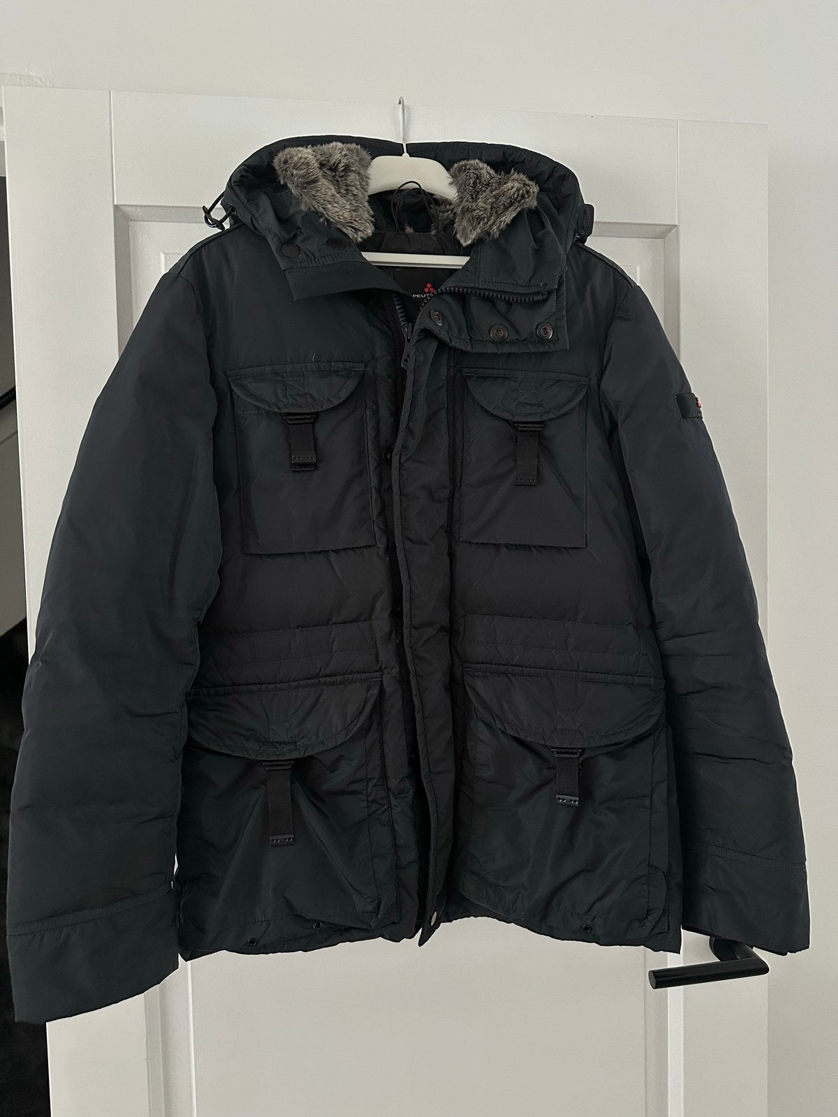 Peuterey Aiptek NBE 03 Fur Jas Marine - Maat M, Ophalen, Zo goed als nieuw, Maat 48/50 (M), Blauw
