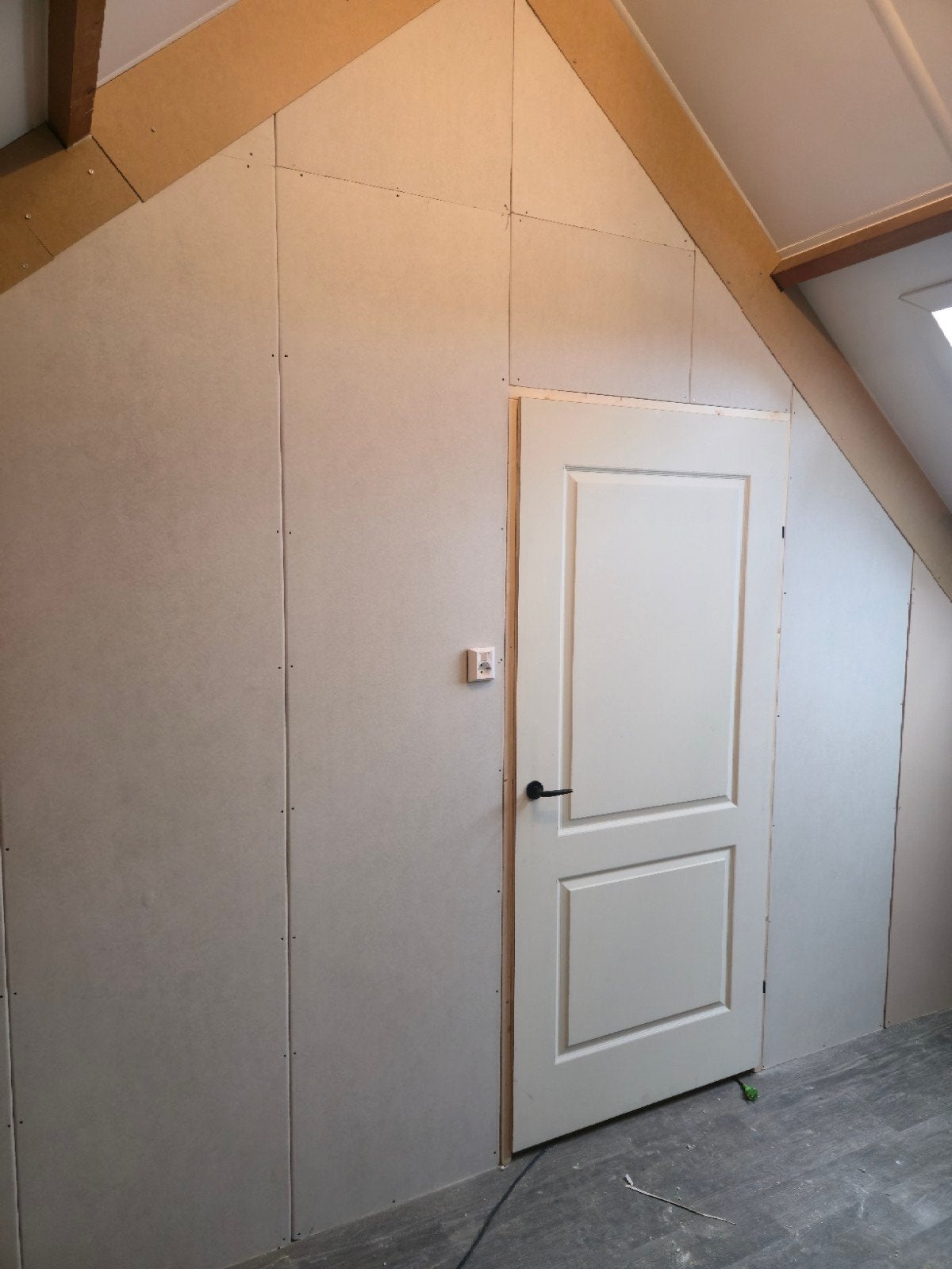 Zolder wand plaatsen snel en voordelig, Ophalen, Binnendeur, 200 tot 215 cm