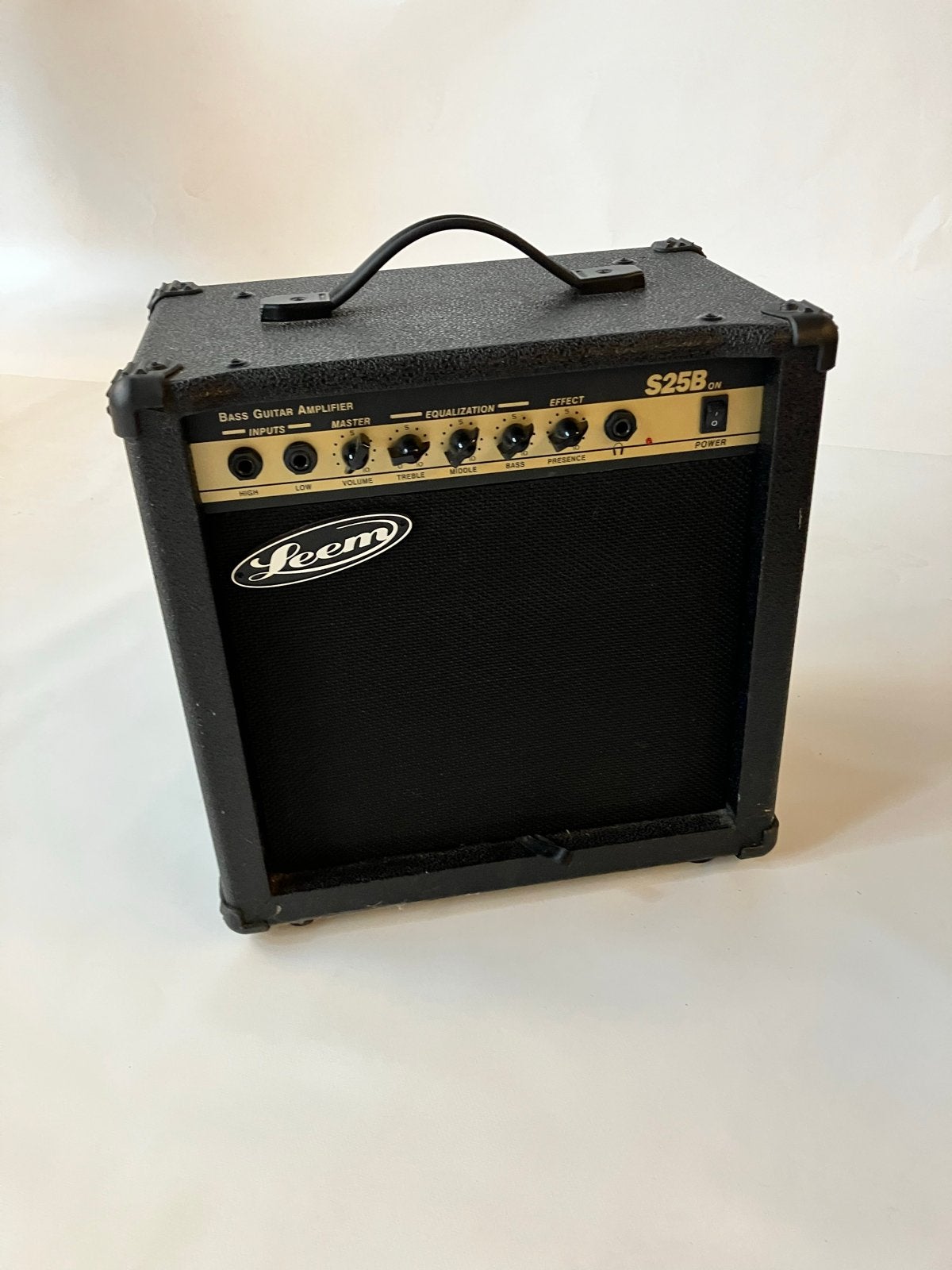 Leem S25B Bass Gitaar Versterker - 25 Watt, Ophalen, Gebruikt, Basgitaar, Minder dan 50 watt