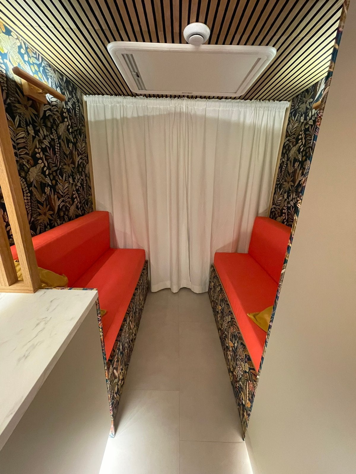 Perfecte camper voor boondocking, Caravans en Kamperen, Buscamper of Camperbus, Tot en met 2, Alarm, Diesel