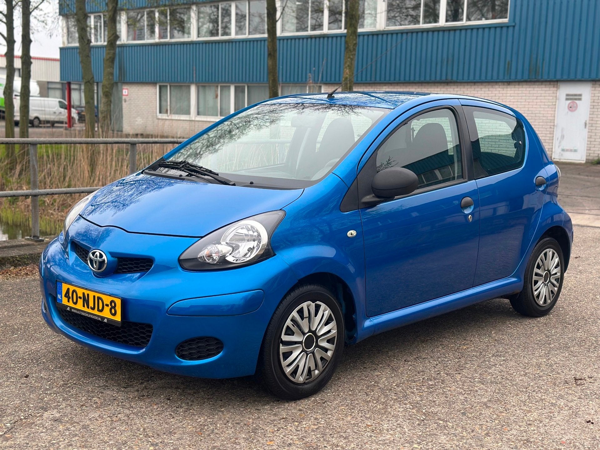 Toyota Aygo 1.0-12V Access Airco! NAP! 5 deurs! Apk!, Voorwielaandrijving, Gebruikt, 68 pk, Origineel Nederlands