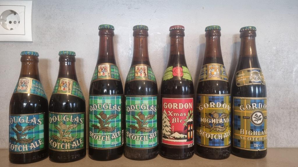 Vintage Douglas & Gordon (Highland) Scotch Ale set - '70-'01, Verzamelen, Biermerken, Ophalen of Verzenden, Zo goed als nieuw