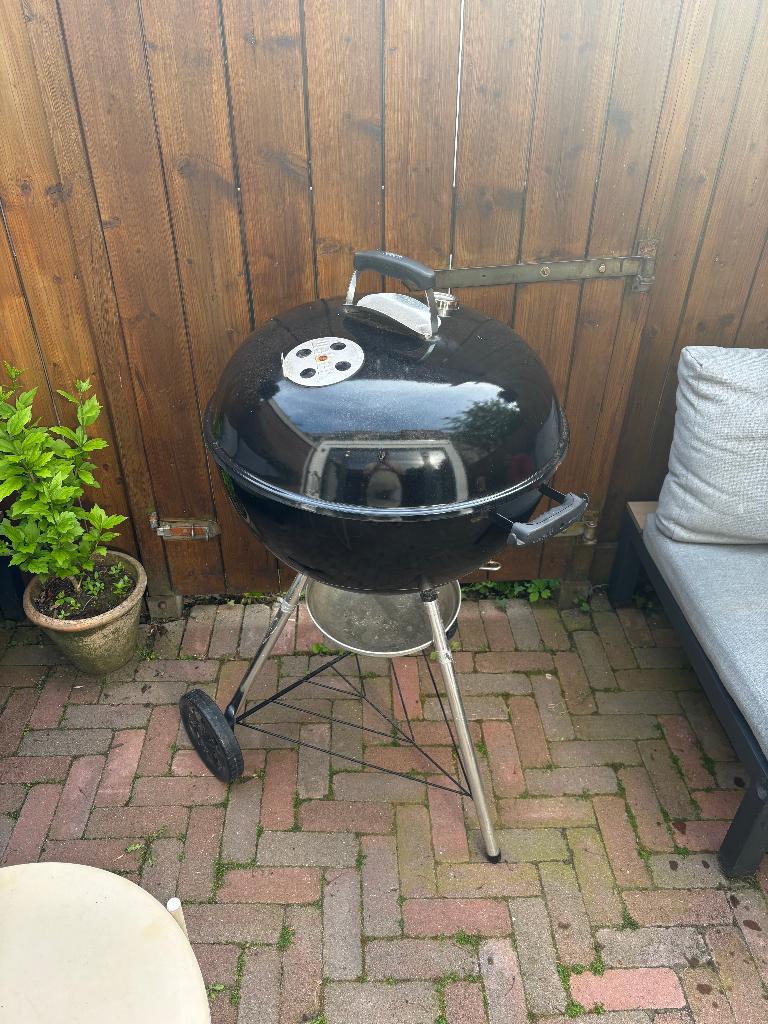 Weber BBQ 57cm Master Touch, Ophalen, Zo goed als nieuw, Weber