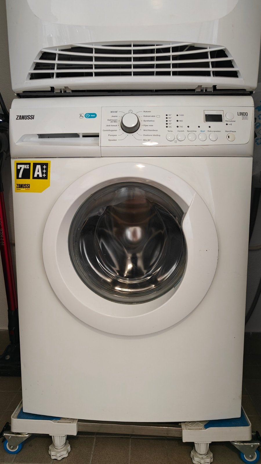Wasmachine Zanussi Lindo 7kg DEFECT/KAPOT, Witgoed en Apparatuur, Ophalen, Voorlader, Niet werkend, 85 tot 90 cm