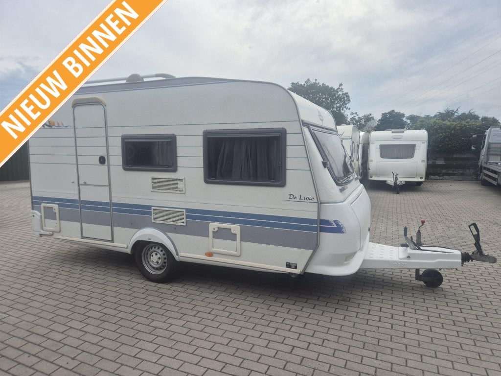 Hobby de Luxe 400 SF + Voortent Luifel Fietsendrager, Caravans en Kamperen, Schokbreker, Hobby, Bedrijf, Treinzit