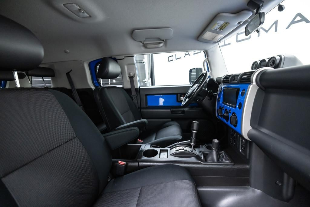 Toyota FJ Cruiser VVTi V6 Btw auto, Fiscale waarde € 8.000, Automaat, Stof, Gebruikt, 4000 cc
