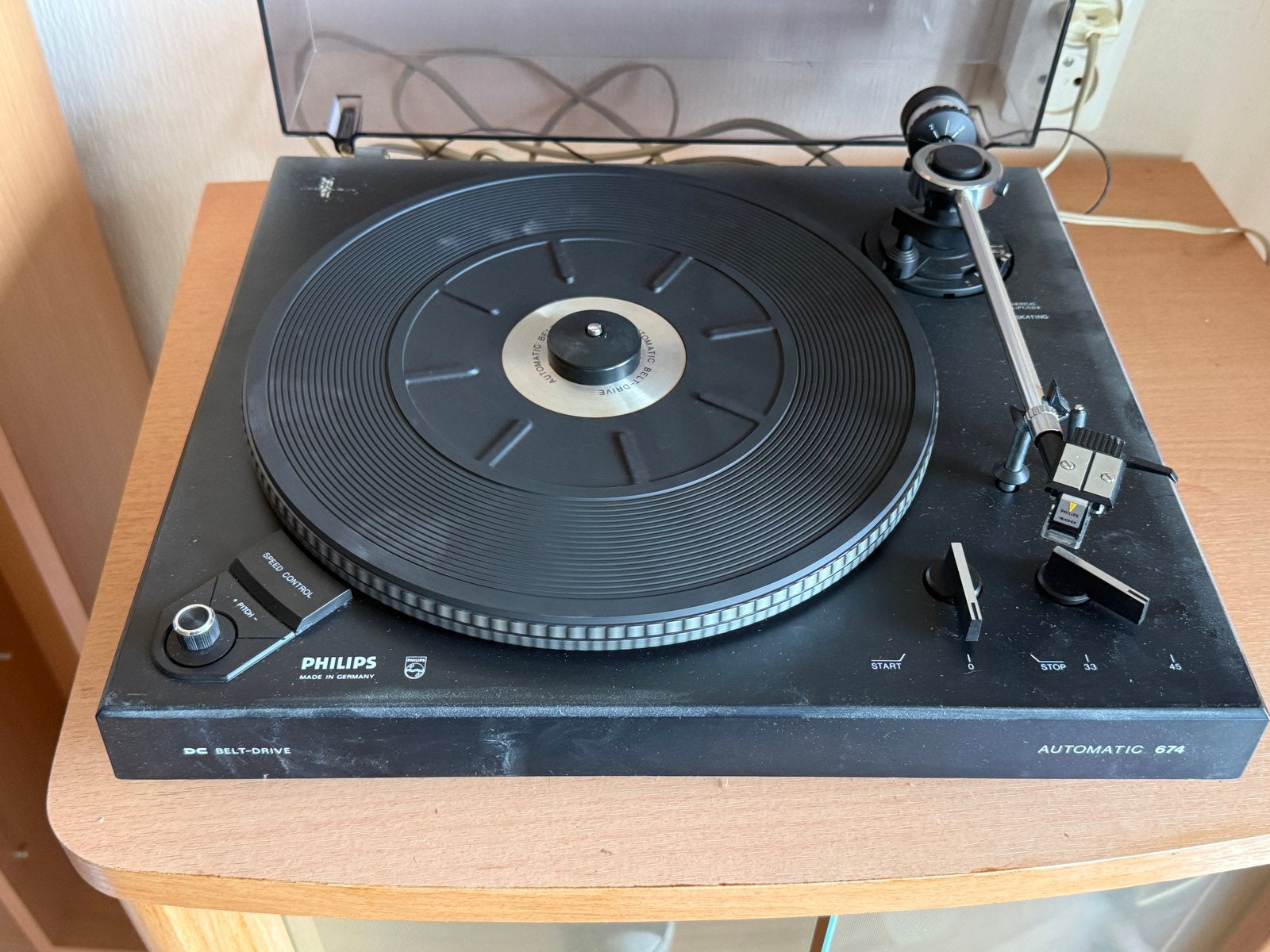 Philips 674 Automatische DC Belt-Drive Platenspeler, Ophalen, Philips, Gebruikt, Automatisch