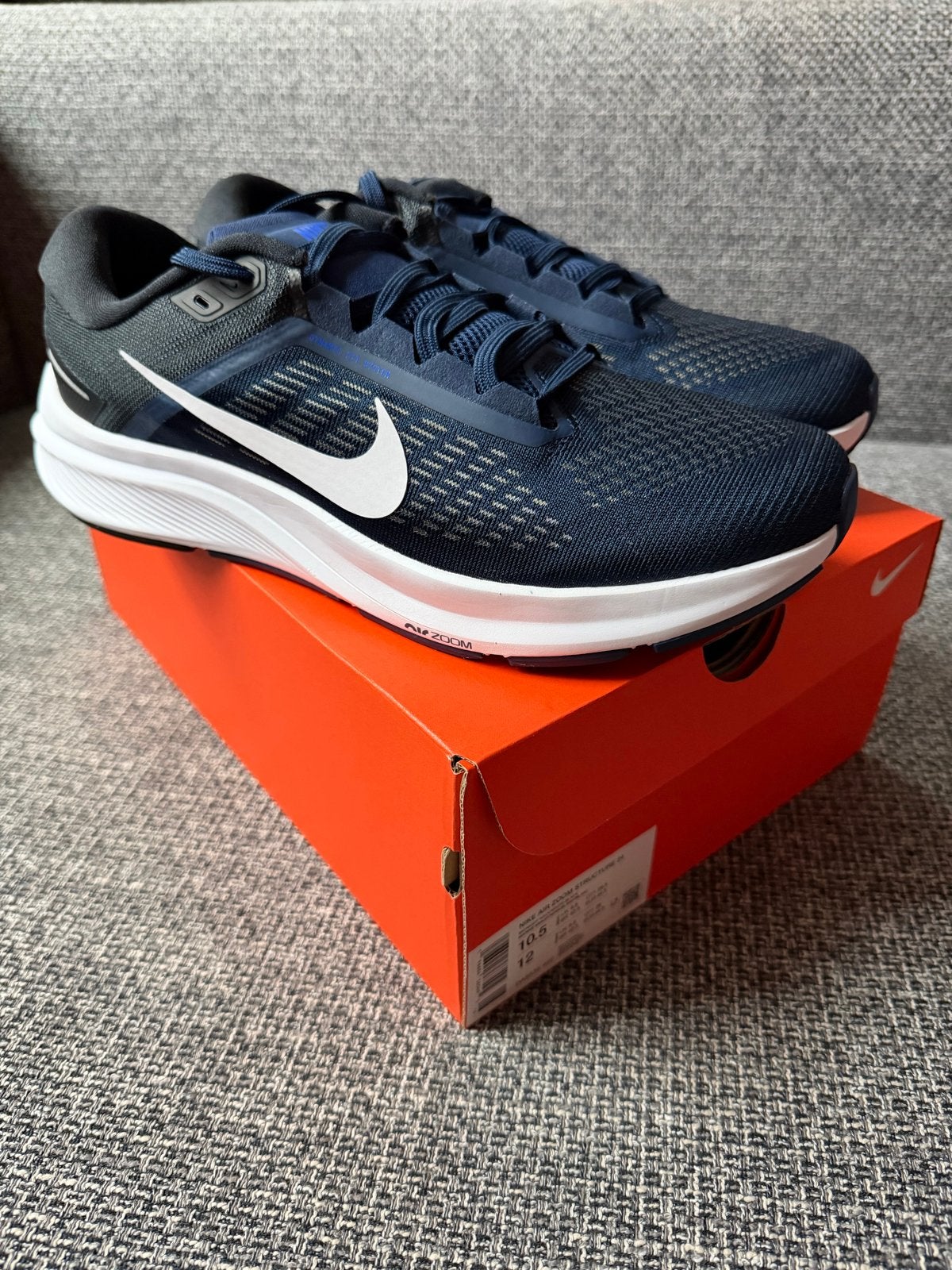 Nike Air Zoom Structure 24 - Maat 44.5 - Nieuw in doos, Kleding | Heren, Schoenen, Overige kleuren, Sportschoenen, Nieuw, Ophalen of Verzenden