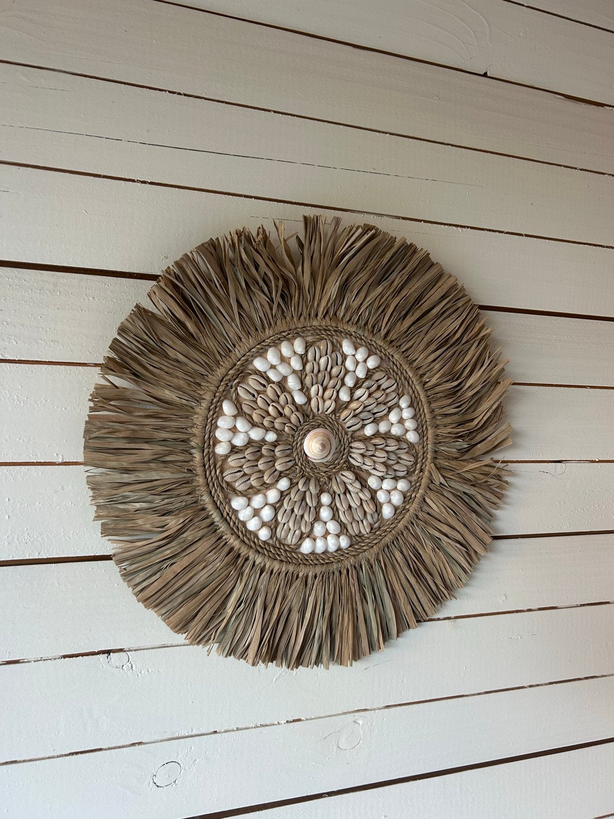 Boho Wanddecoratie met Schelpen en Natuurlijke Materialen, Huis en Inrichting, Beige, Nieuw, Ophalen of Verzenden, Natuurlijk materiaal