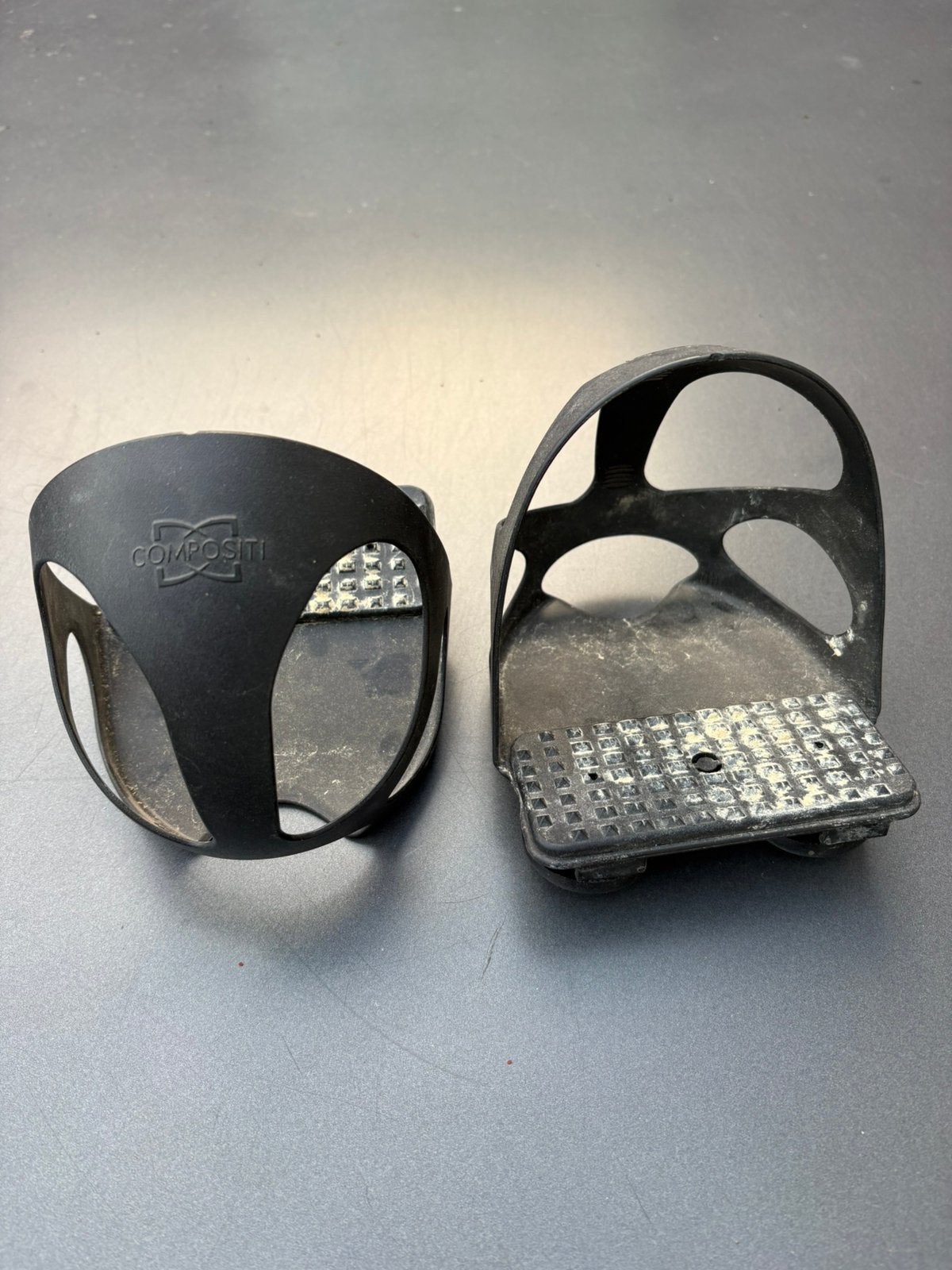 Compositi stijgbeugel korfjes met anti slip zool, Ophalen
